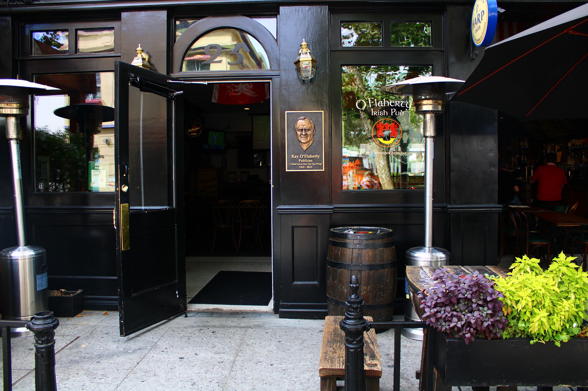 O'Flaherty's Irish Pub