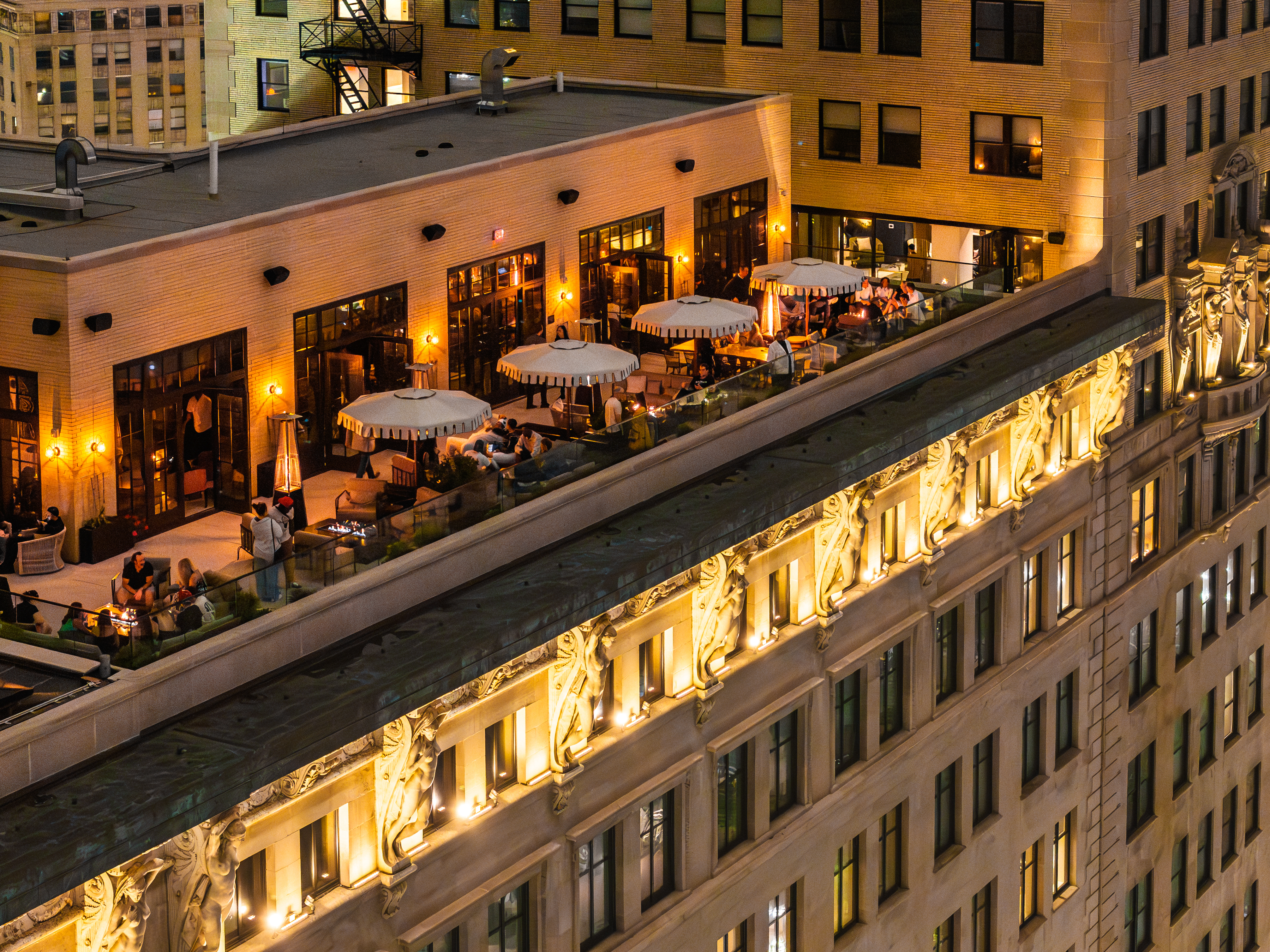 Kamper's Rooftop Lounge