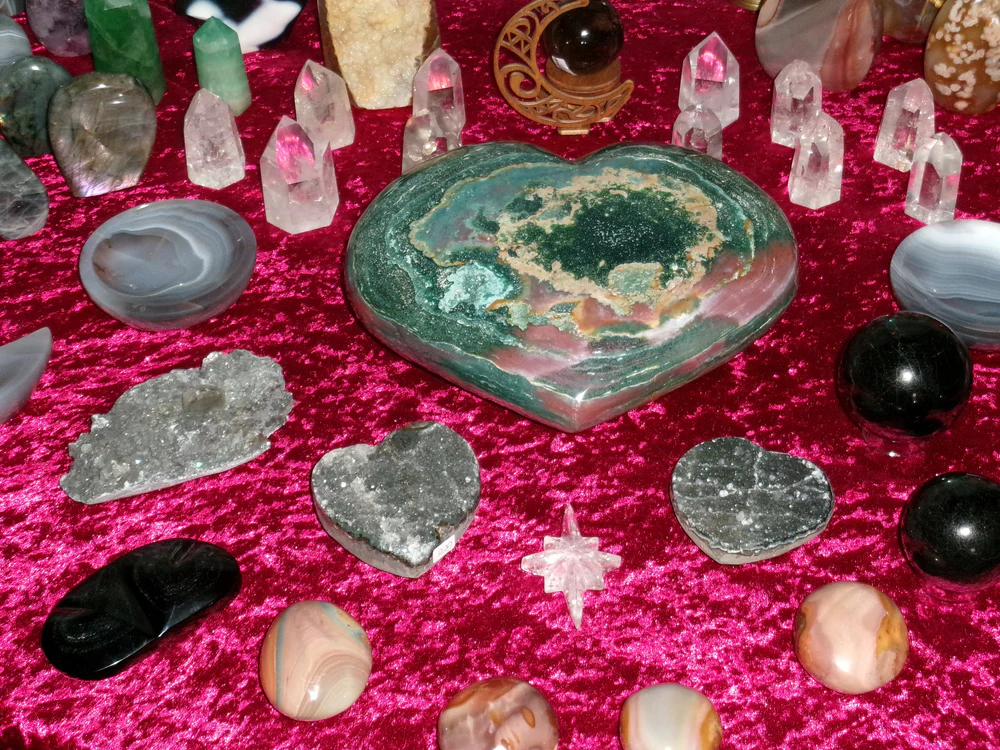 MOMENT Shop: Bad Witch Crystals