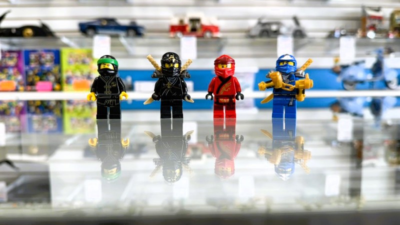 Bricks & Minifigs - Smyrna