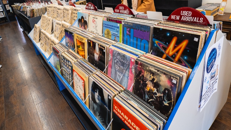 Downtown Sound Records & Tapes