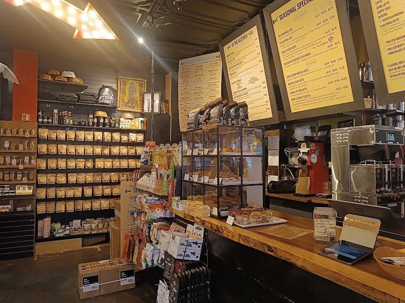 Atticus Coffee, Books & Teahouse