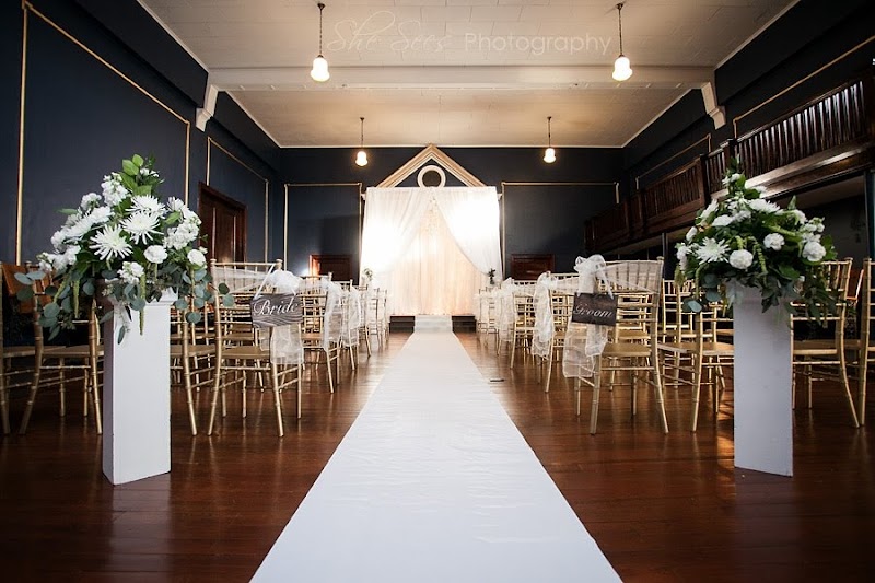 The Silver Fox  & The 122 Club