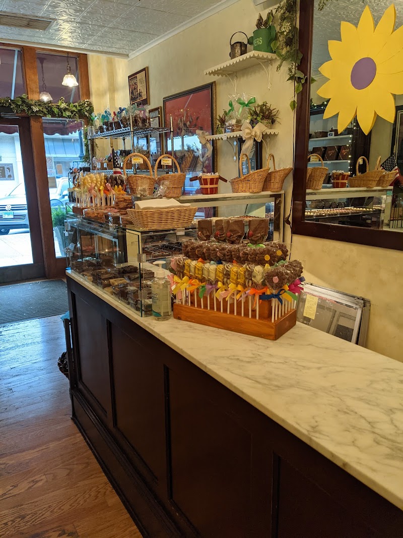 Graham's Fine Chocolates & Ice Cream