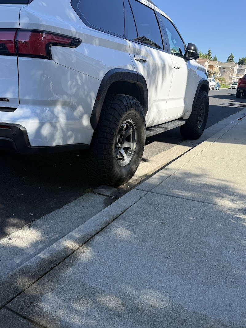 Rodeo Auto Tech Tire Pros