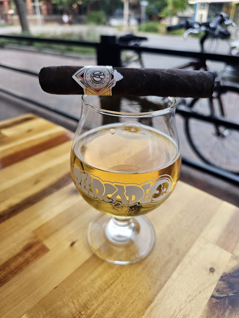 Jake's Cigars & Beercade Jr.