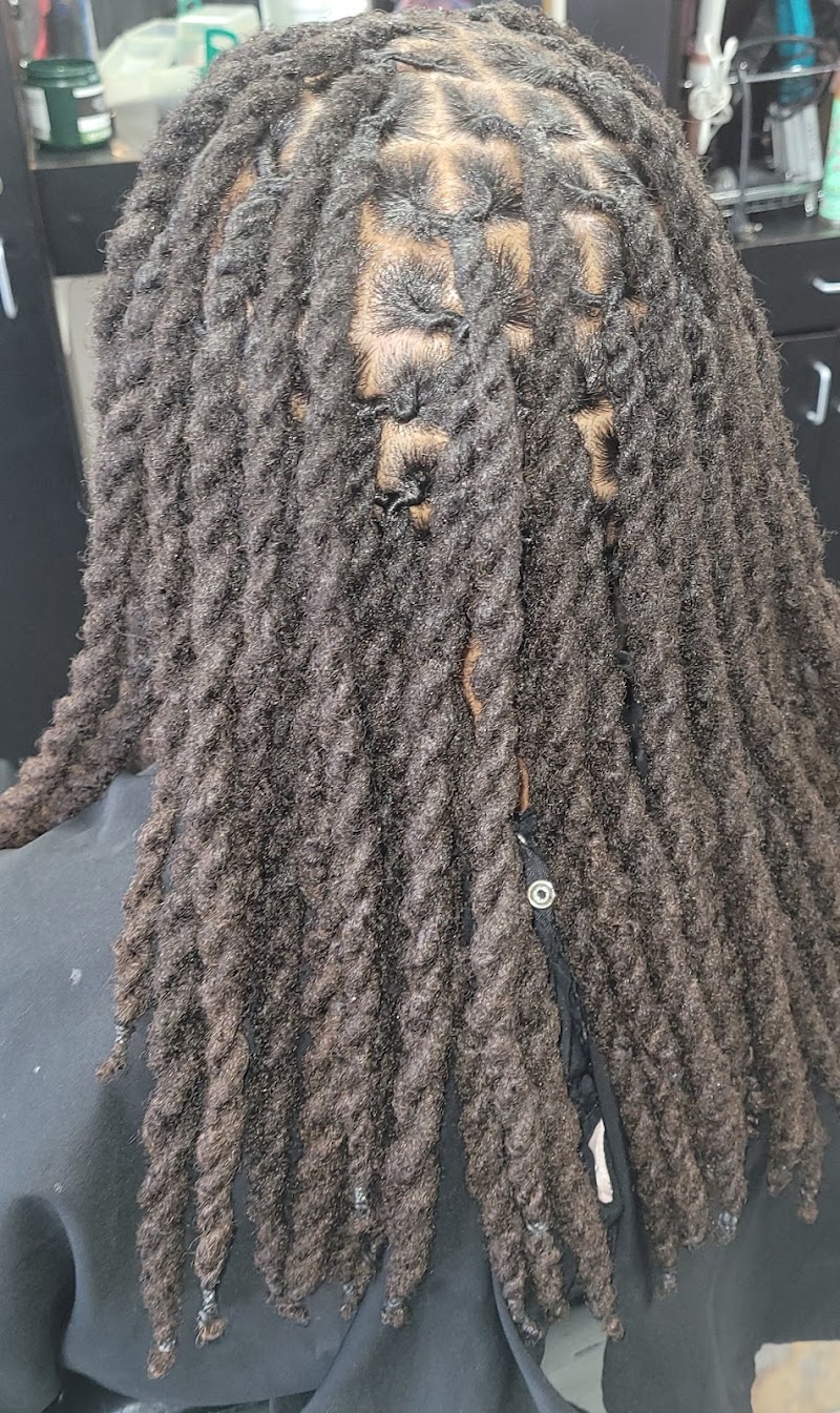 Nadia's Beauty Salon 