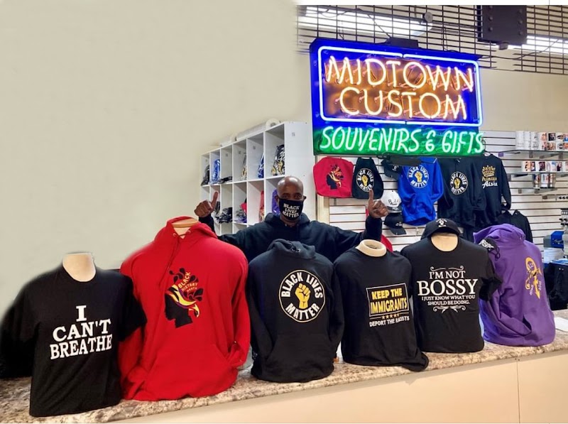 Midtown Custom Souvenirs 