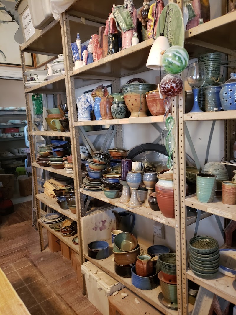 Holman Pottery