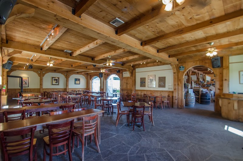 Warwick Valley Winery & Distillery