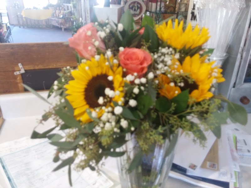 A Fresh Attitude Floral