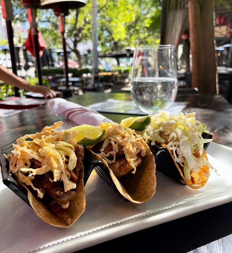 Meet in Paris French Bistro