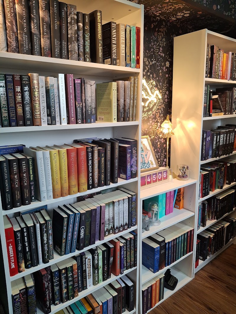 A to Z Books - Online Only Bookstore