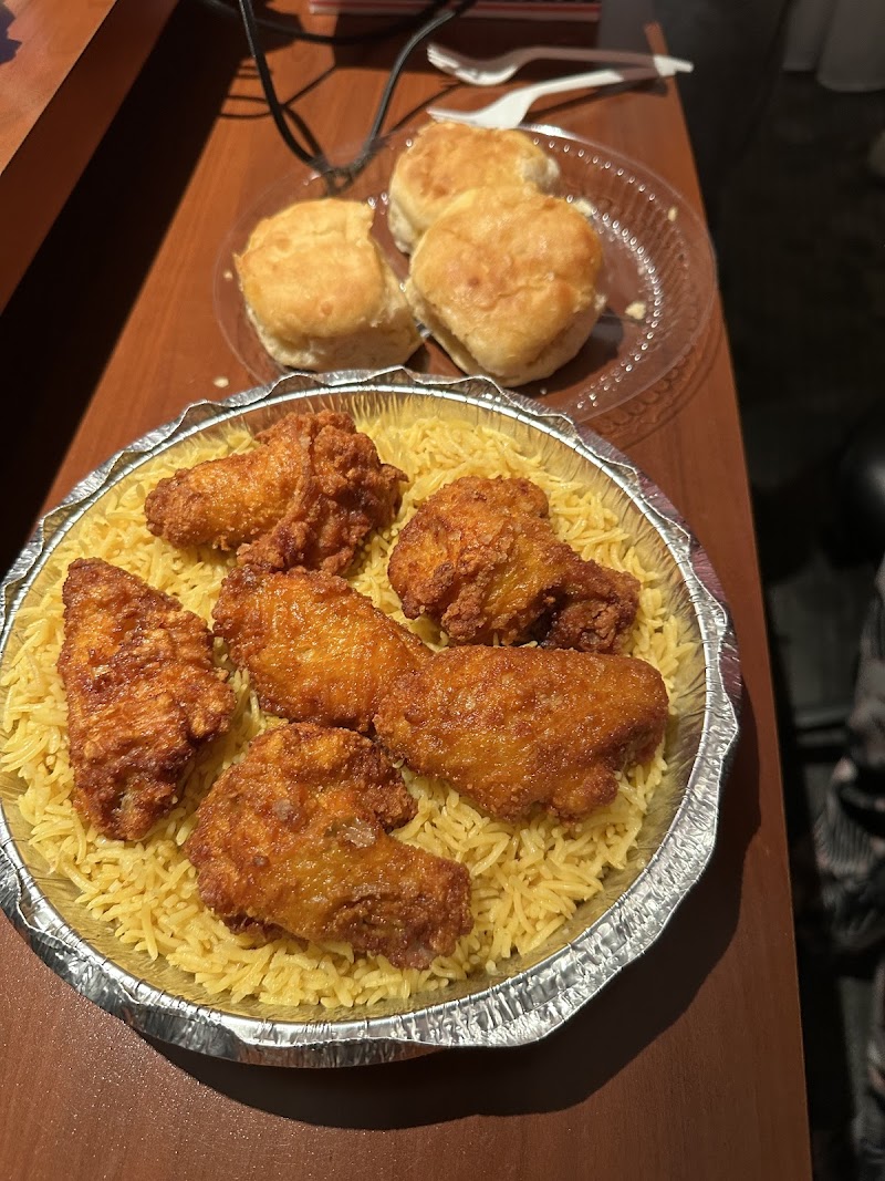 Royal Chicken and Biscuits - Market St