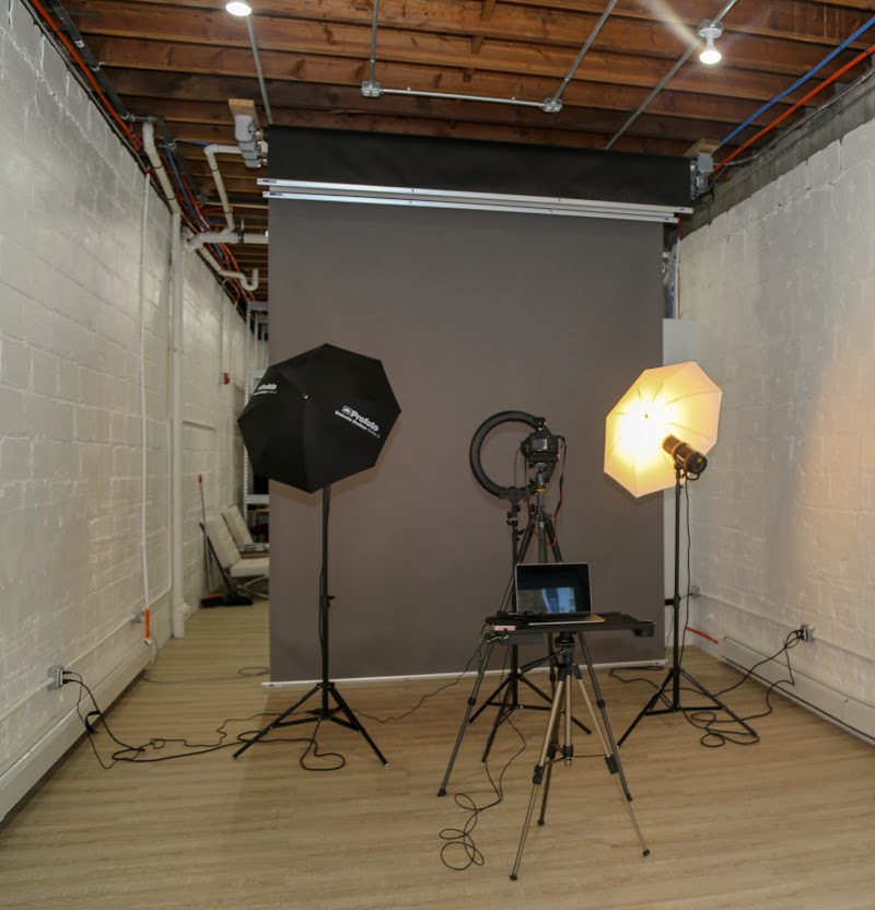 RyArMo Photography Studio