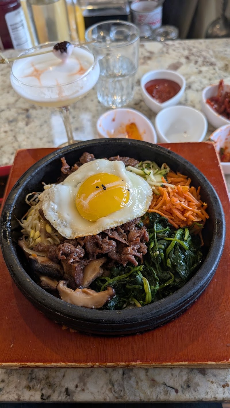 Jane's Bar & Race St Station