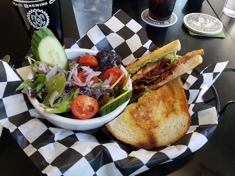 Mojo's Local Tap & Kitchen