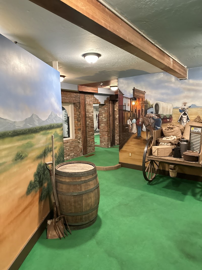 Underground Mini Golf