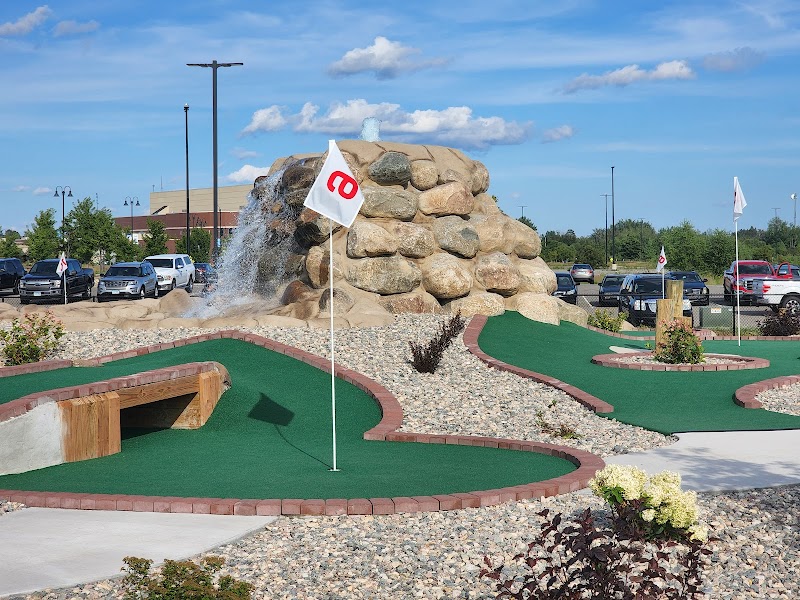 Boardwalk Mini Golf & Snack Shack