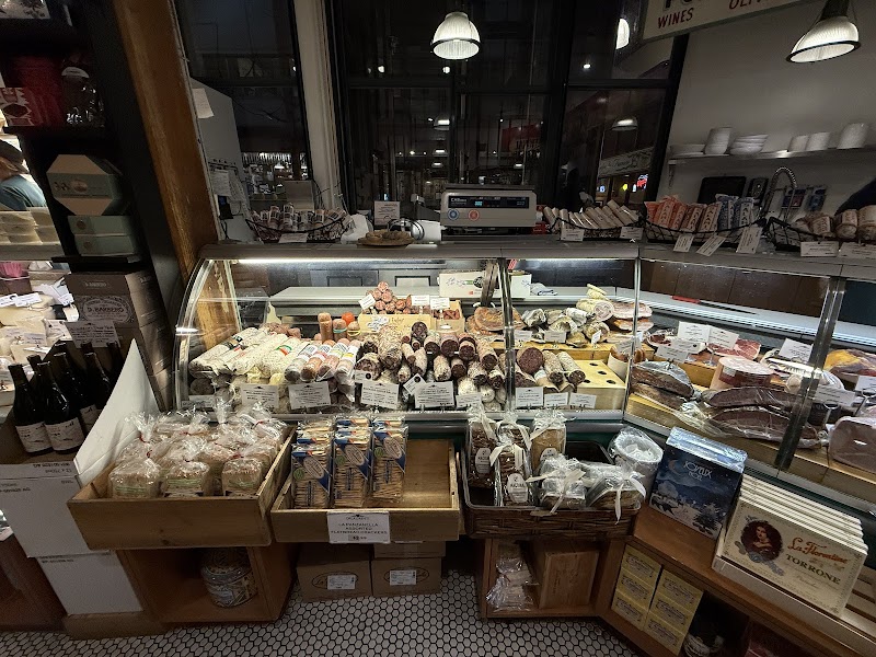 DeLaurenti Food & Wine