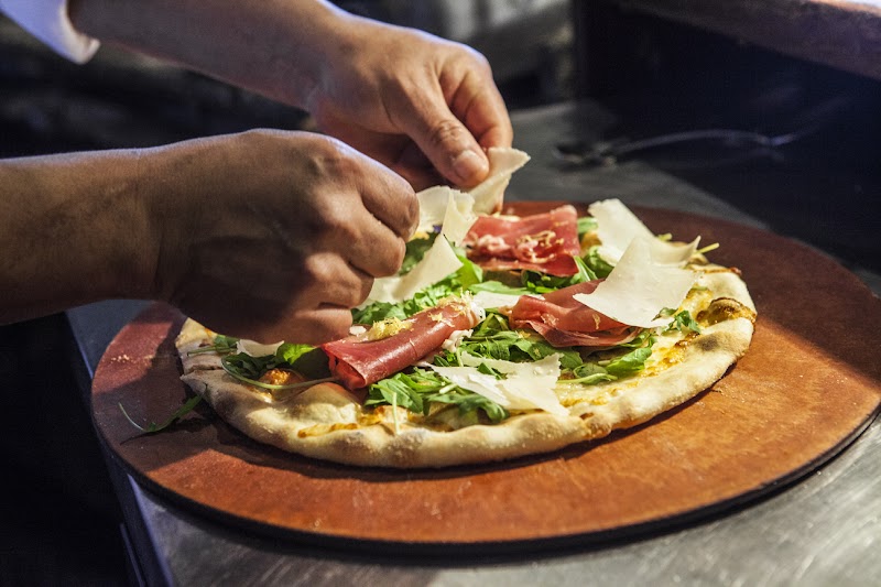 Teresa's Pizza Wine Bar