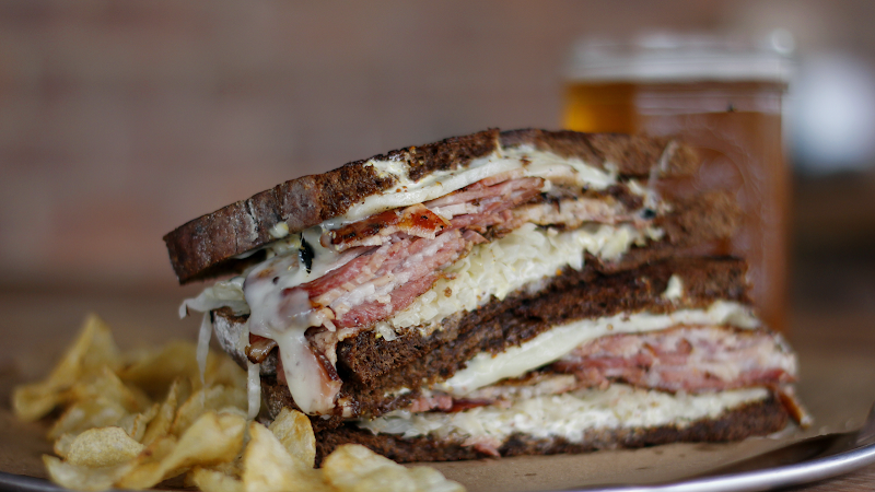 Bread & Circus Sandwich Kitchen