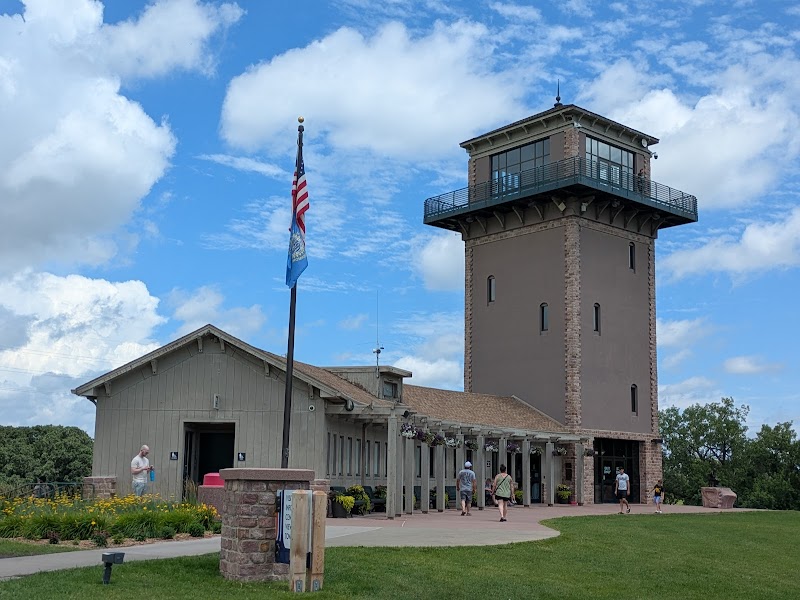 Falls Park Visitor Center