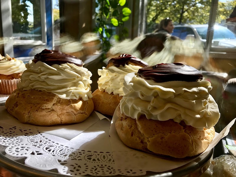 Avellino Coffeehouse 