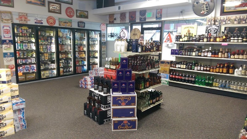 Snowbridge Square Liquors