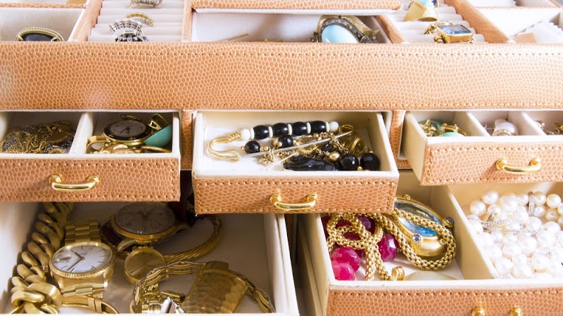 Spray's Jewelry & Gifts