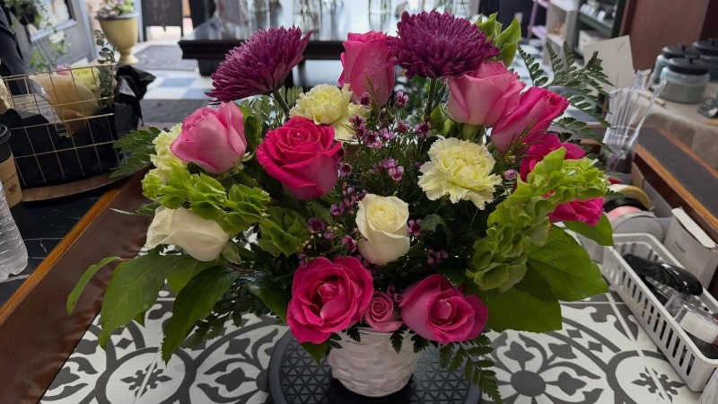 Nora's Flower Company