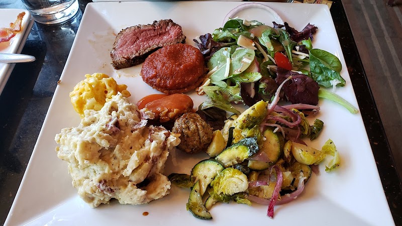 Quintessential Dining and Nightlife