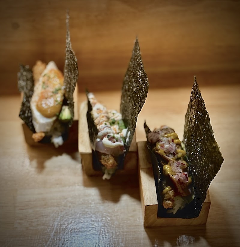 Akashiro Nikkei Sushi