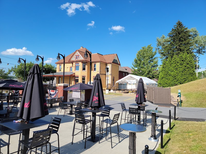 Straub Brewery Visitor Center & Tap Room