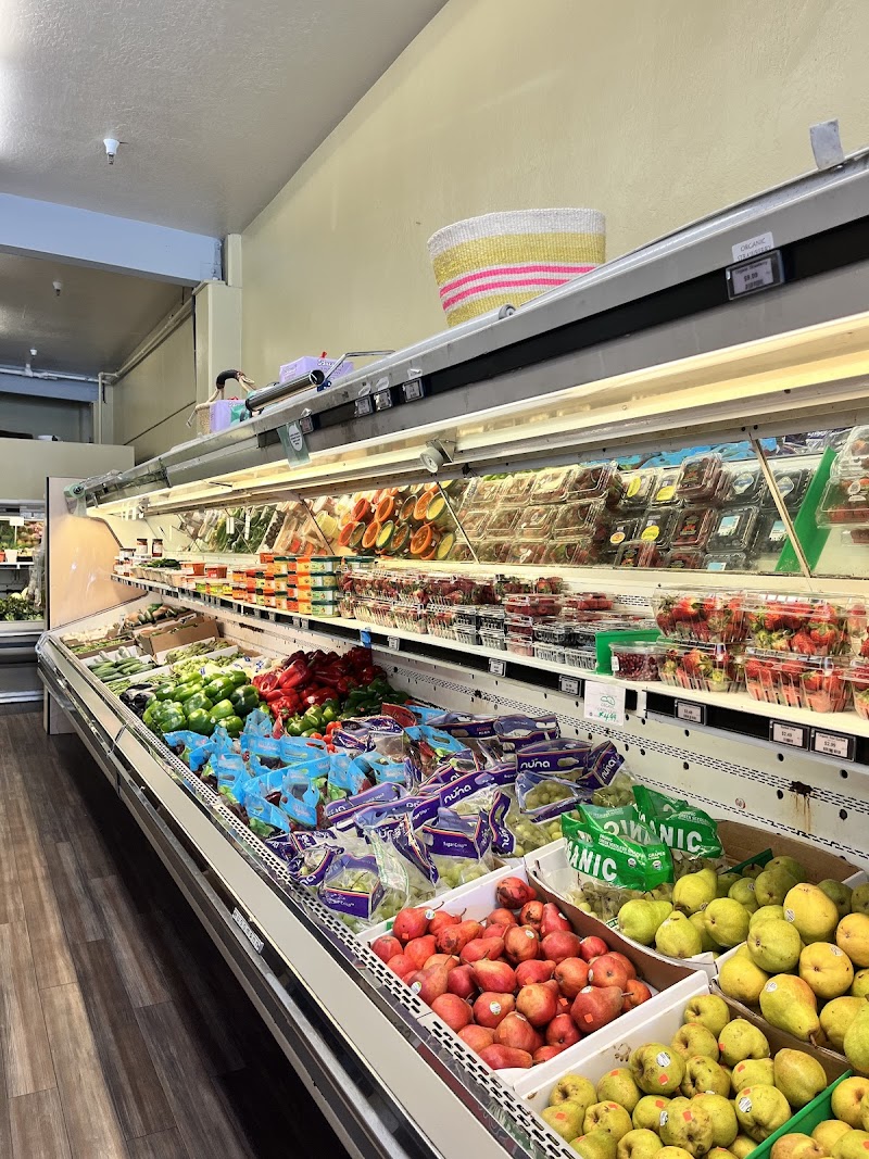 Estudillo Produce & Deli