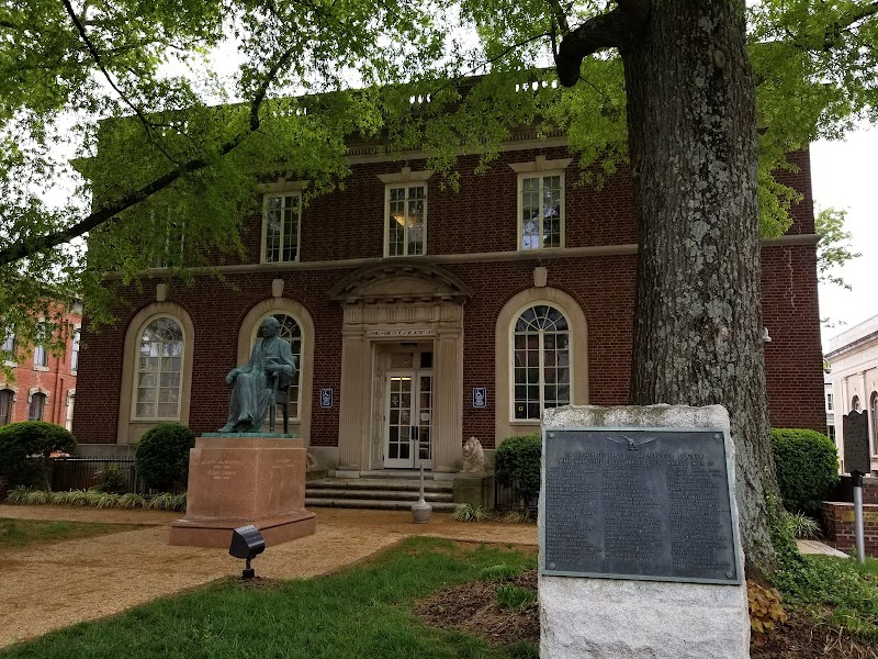 Experience Old Town Warrenton