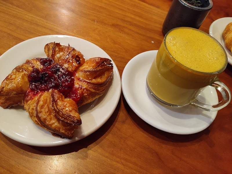 Trident Booksellers & Cafe