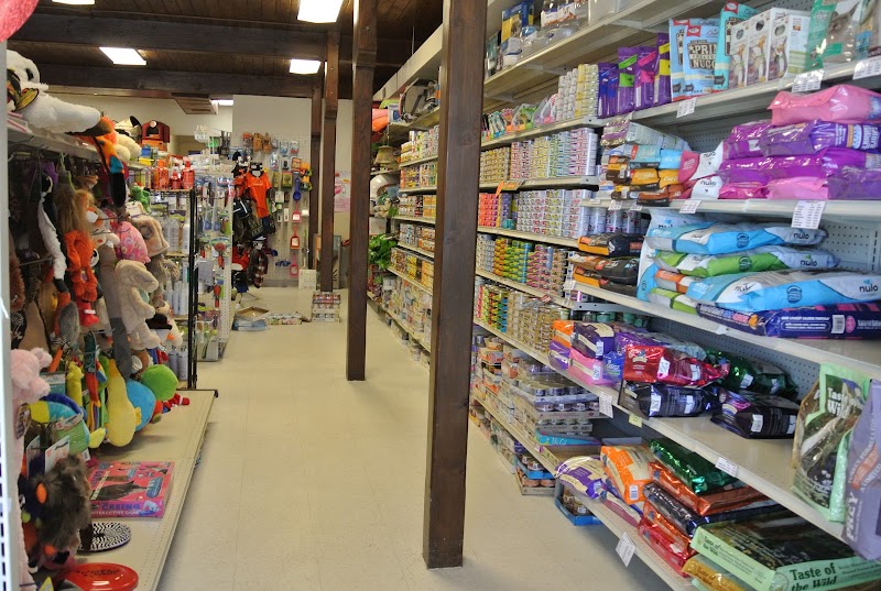 Poudre Pet & Feed Supply