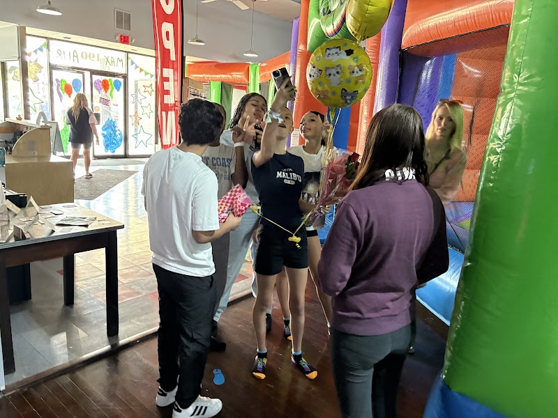 Max Aiir by Infinite Inflatables