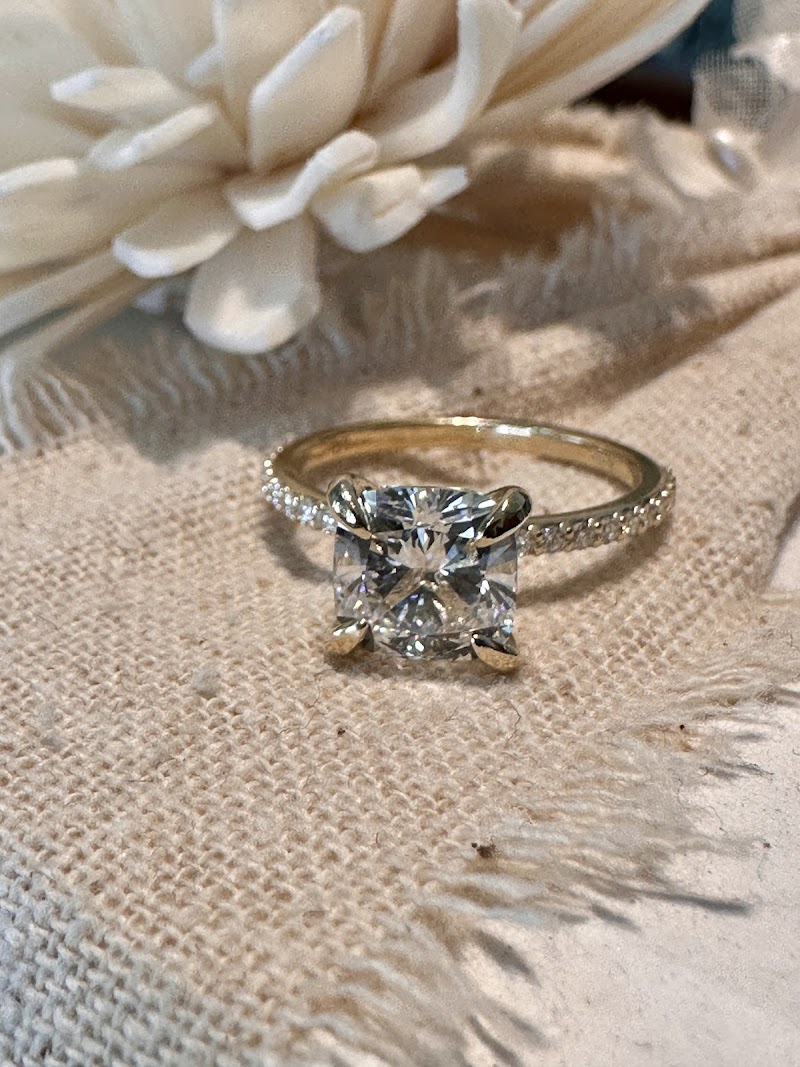 Louisa Almasi Fine Jewelry