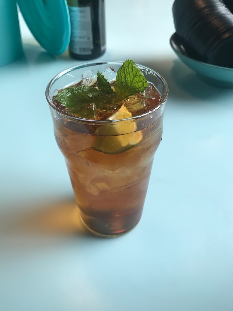 Crosstown Art Bar & Cafe