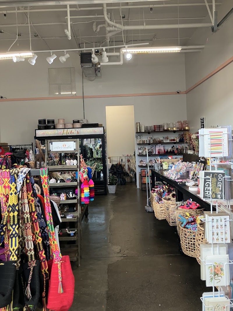 Mili's Flowers and Gifts