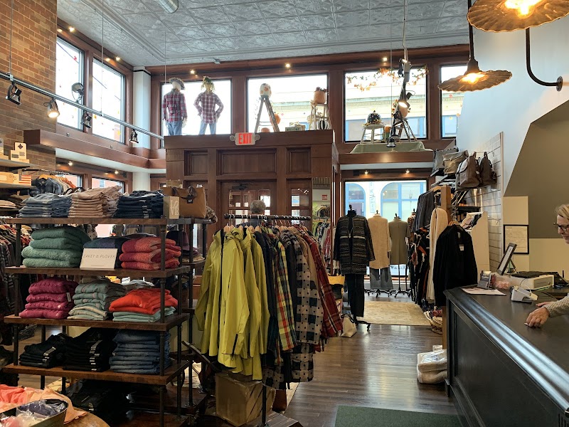 The Woolen Mill