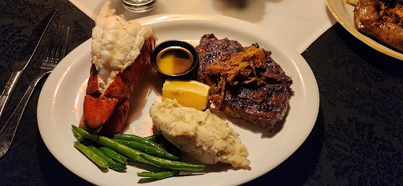 Virgil's at Cimmiyotti's