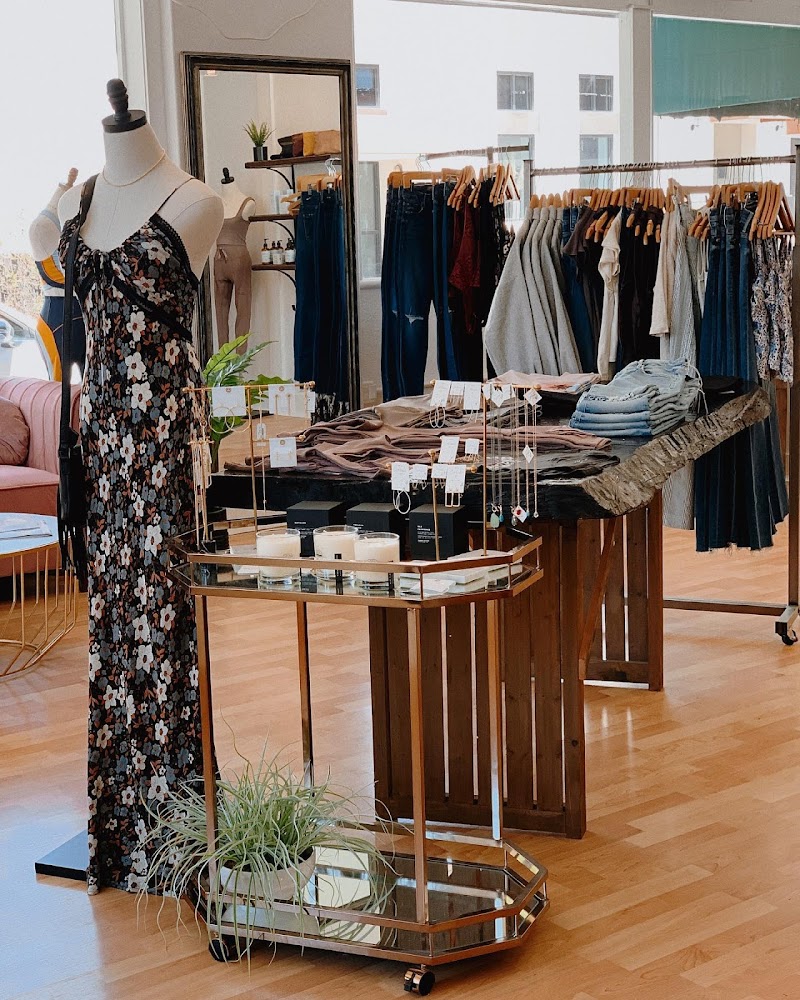 La Tre Clothing and Accessories