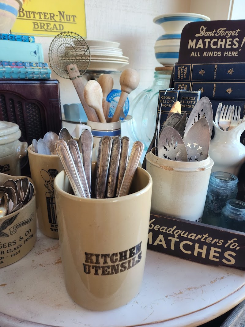 Studio Milan / Collective Habits