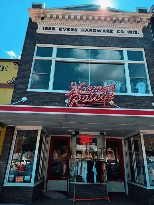 Norman Roscoe Print & Design