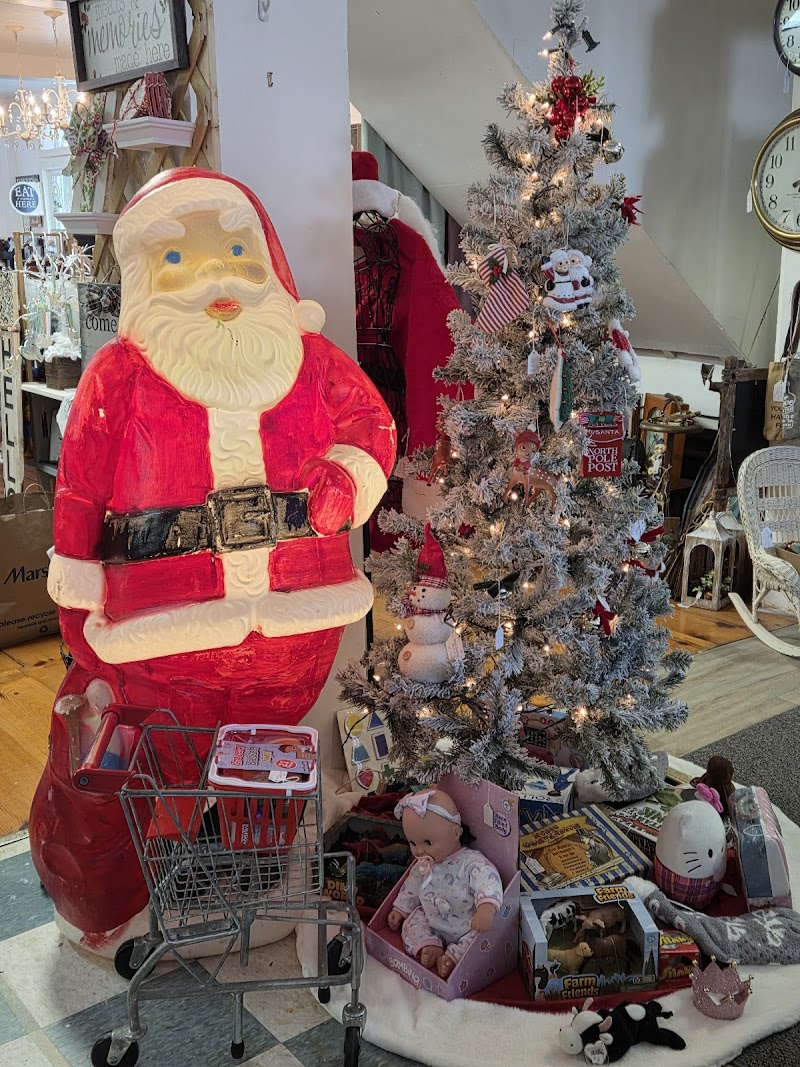 Welcome Home Furnishings & Decor