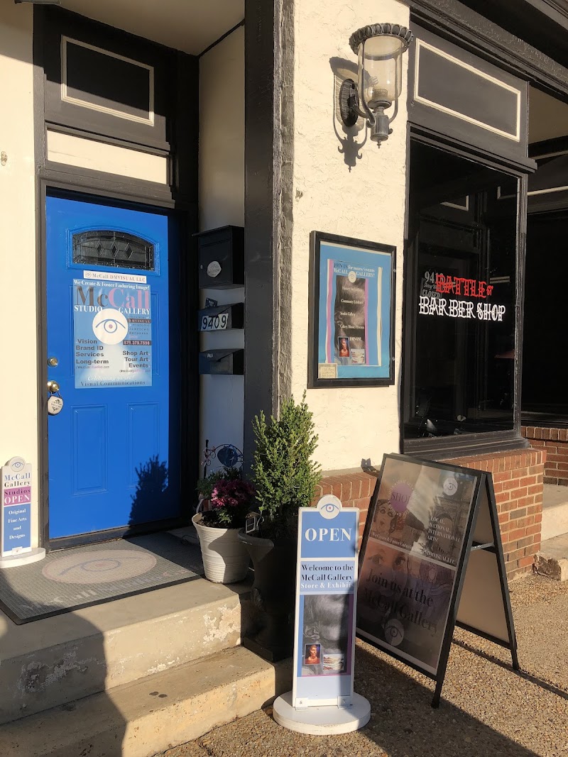 McCall Studio Gallery/DMVISUAL LLC