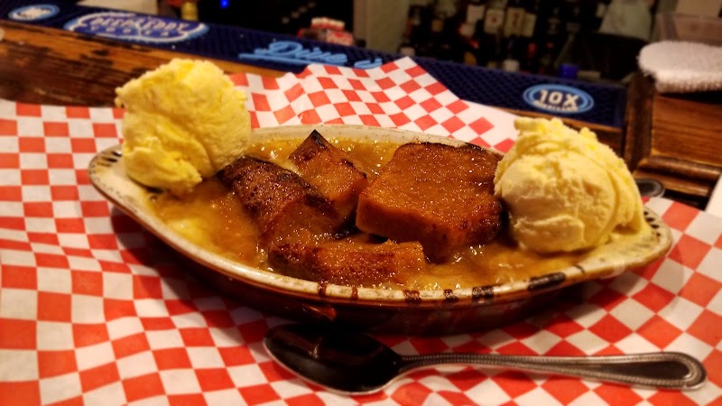 MacDuff's Public House